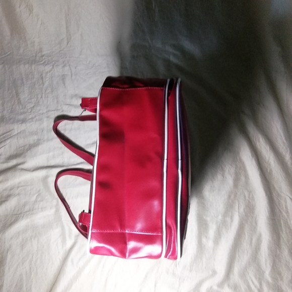 Red backpack - Picture 4 of 8